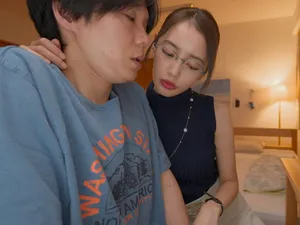đi ăn gặp em phục vụ đáng yêu và cái kết sung sướng